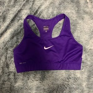 Nike Racer Back Sports Bra. Medium. Purple.